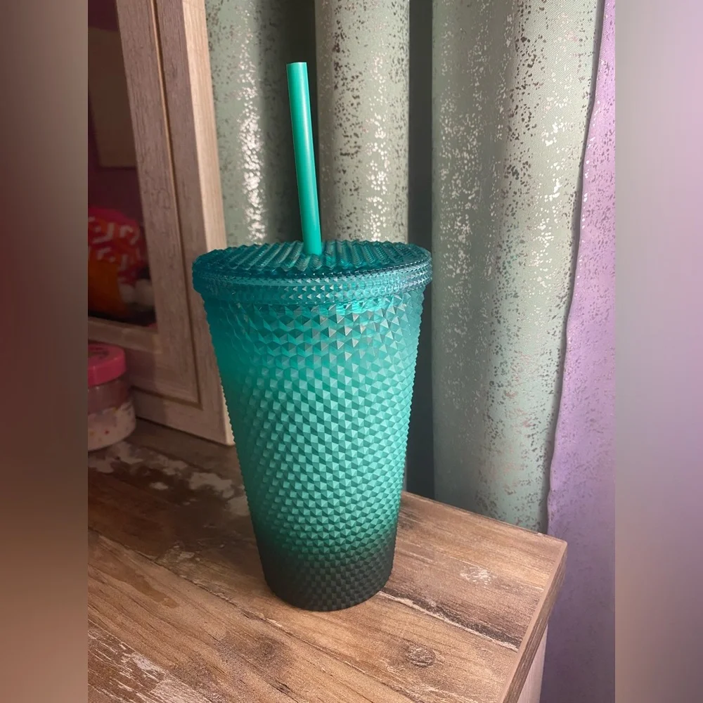 Starbucks Green Gradient Studded Tumbler Fall Winter Holiday 2022 - Picture 3 of 6